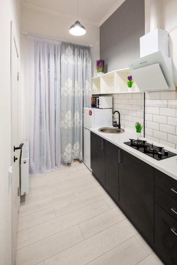Alfa Grushevskoho 7 * إلفيف
